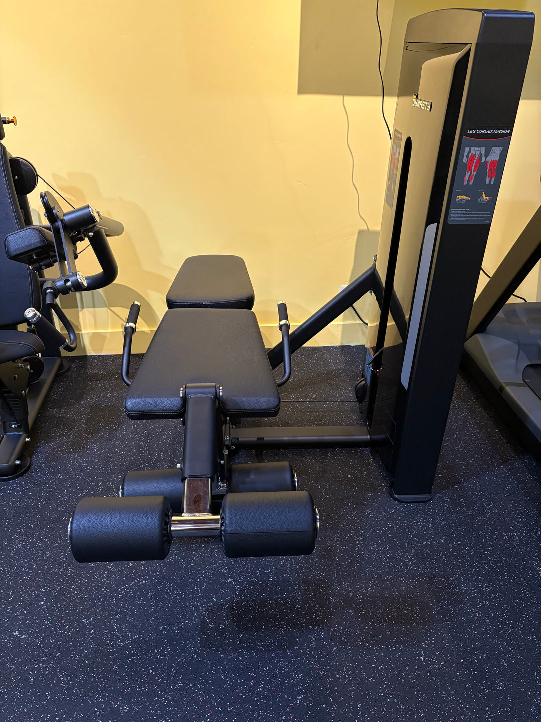 Leg Extension Prone Leg Curl DSA031