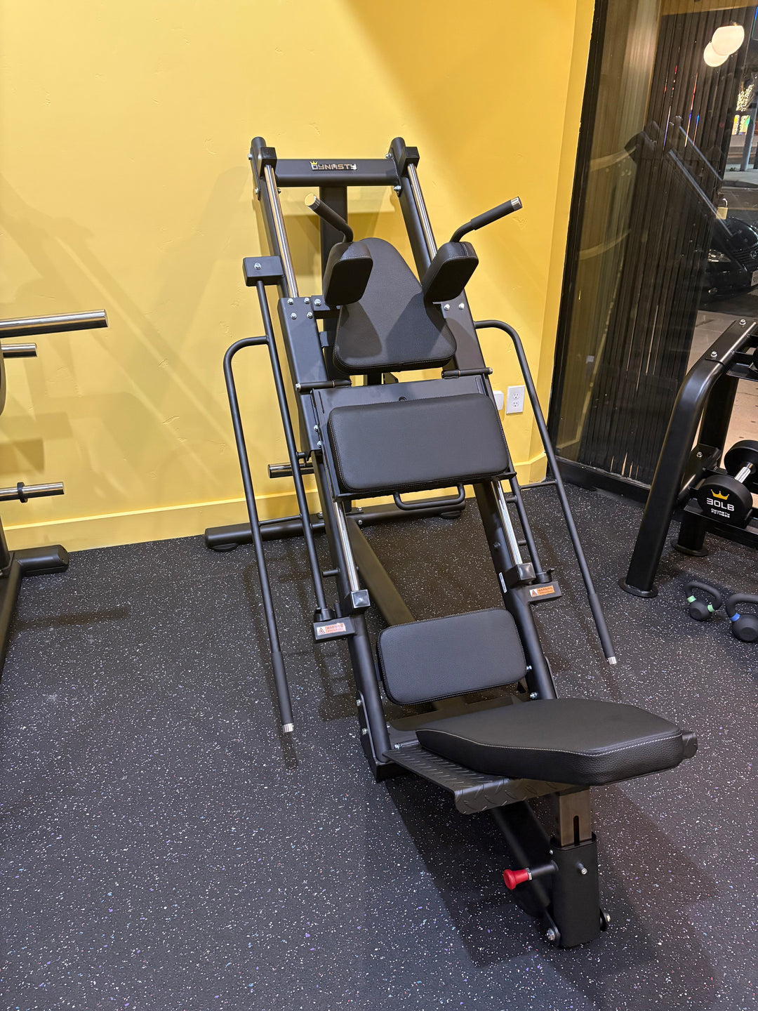 Leg Press/Hack Squat DDR003