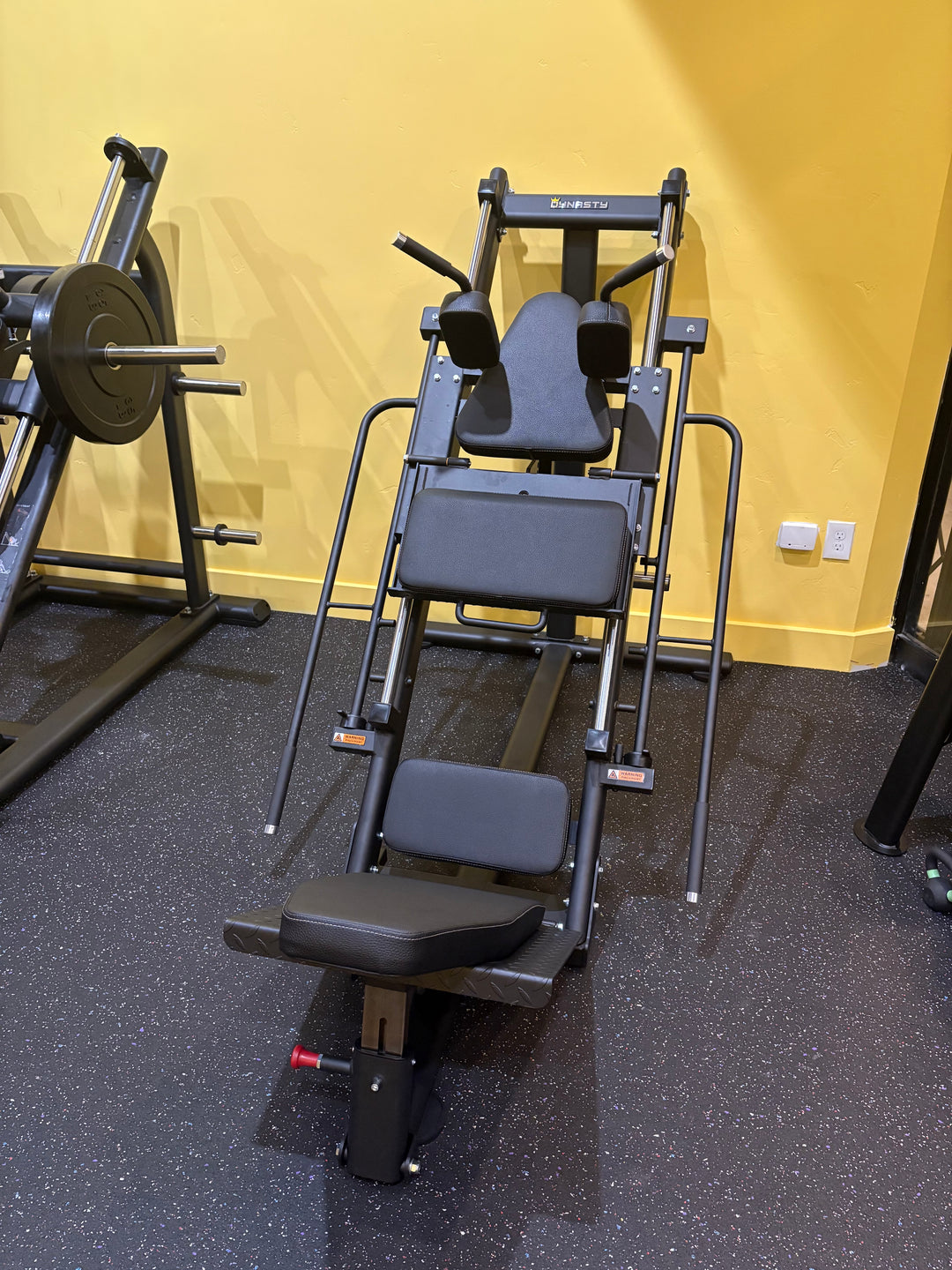 Leg Press/Hack Squat DDR003